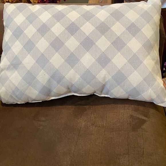 12x18” Blue & White Decorative Throw Pillow HOME SWEET‎ HOME - Picture 2 of 2